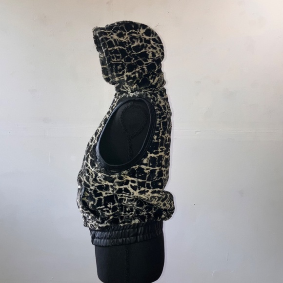 YMI Plush Animal Print Hooded Vest - Picture 10 of 12
